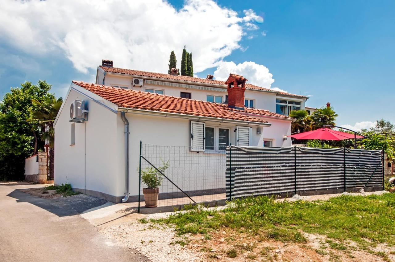 Little House - Just Few Steps From The City Center Villa Rovinj Exteriör bild