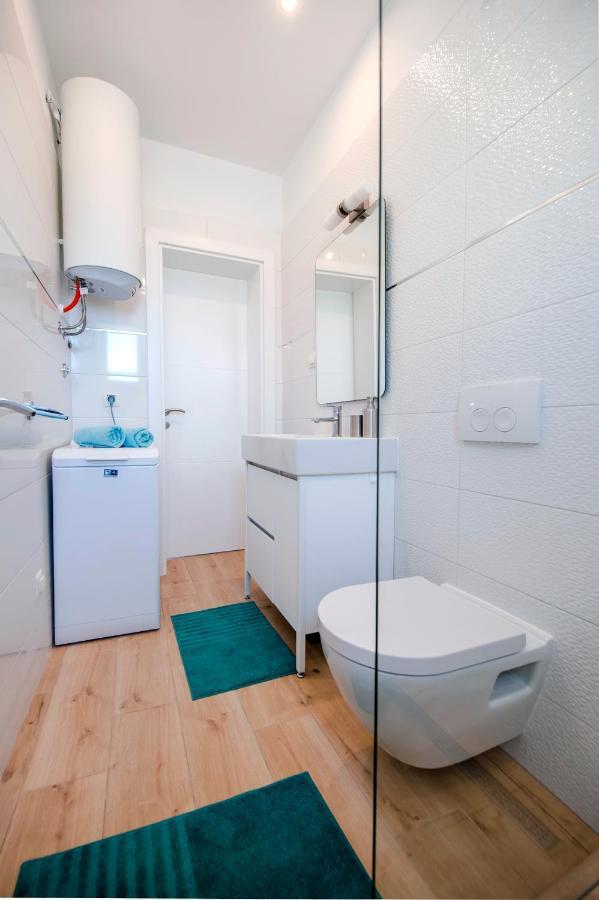 Little House - Just Few Steps From The City Center Villa Rovinj Exteriör bild