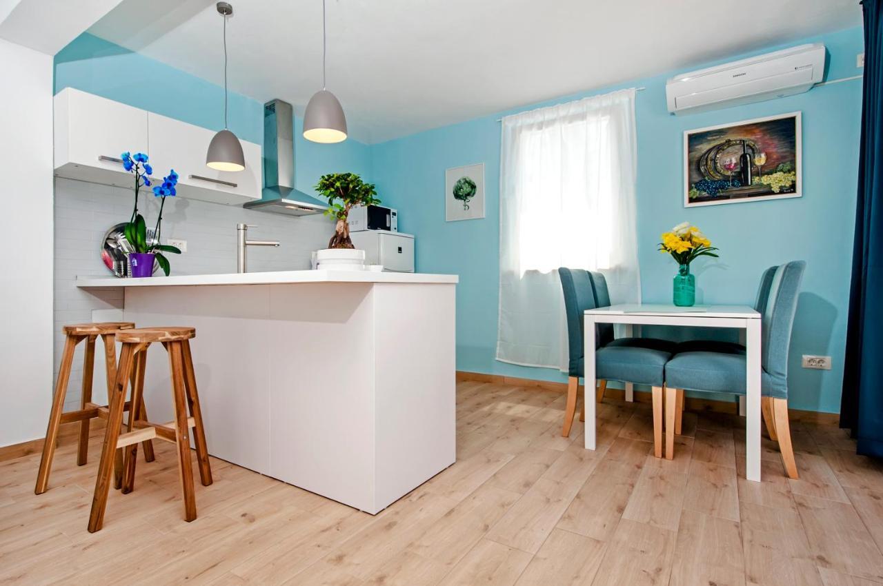 Little House - Just Few Steps From The City Center Villa Rovinj Exteriör bild